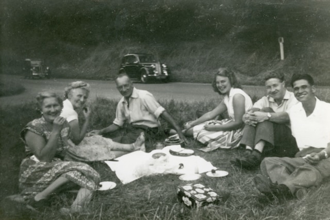 Roadside lunch on the way to Cowan Lake. Margaret packed enough for a small army.